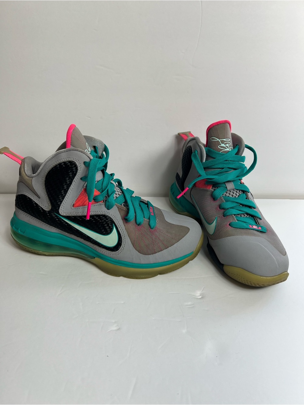 Nike Lebron 9 Ps Elite South Beach GS Sneakers Shoes 472664-006 Gray Size 5Y